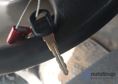 2006 Chevrolet Silverado 1500 Ls z USA, uszkodzony, nr VIN 1GCEC19X06Z163089